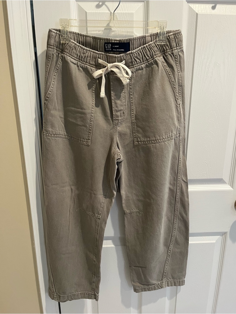 GAP Factory Women’s Mid Rise SuperSoft Pull-On Barrel Jeans